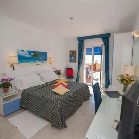 Hotell Weber Ambassador Capri