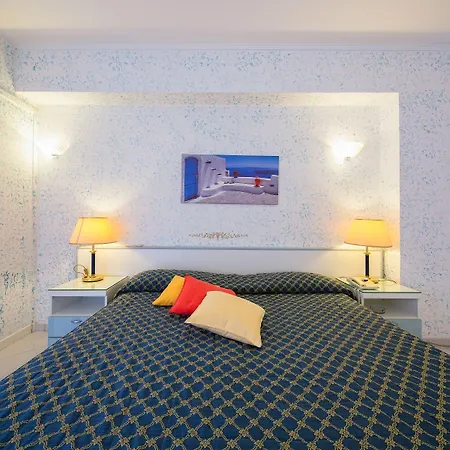 Weber Ambassador Hotel Capri
