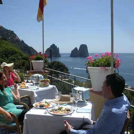 Weber Ambassador Capri