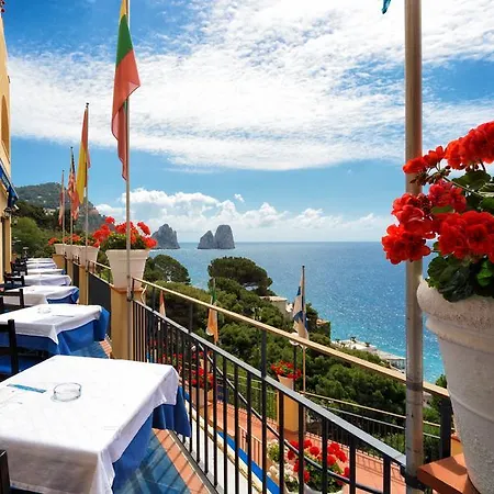 Hotell Weber Ambassador Capri