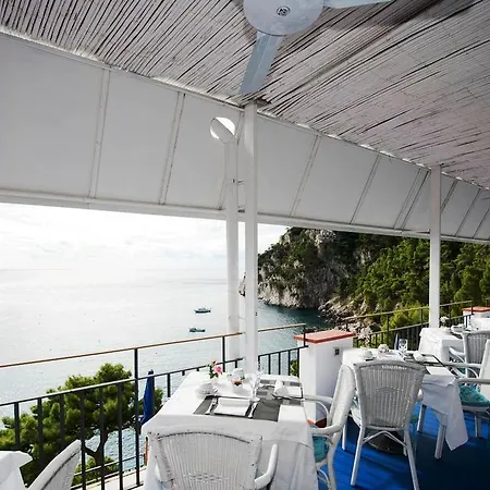 Hotell Weber Ambassador Capri