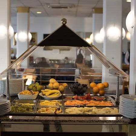 Weber Ambassador Hotel Capri