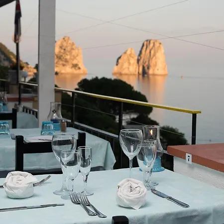 Hotell Weber Ambassador