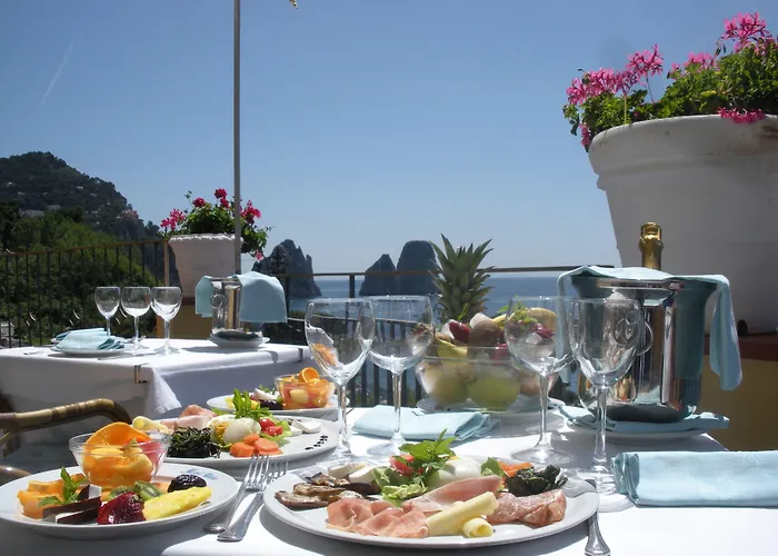 Weber Ambassador Hotel