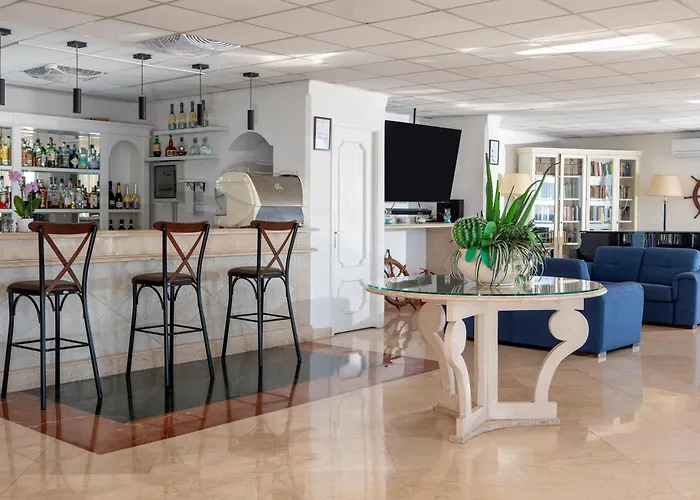 Weber Ambassador Hotel Capri