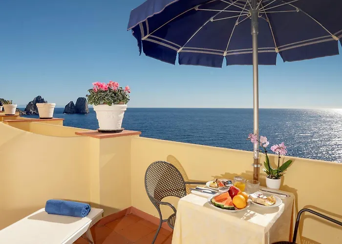 Weber Ambassador Hotel