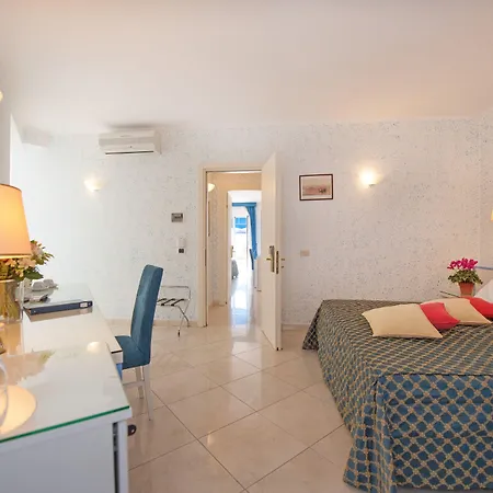 Otel Weber Ambassador