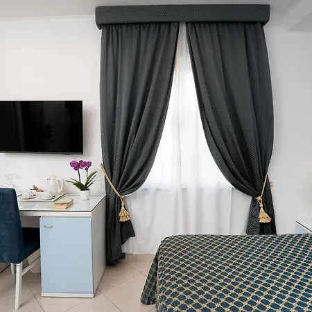 Hotel Weber Ambassador Capri